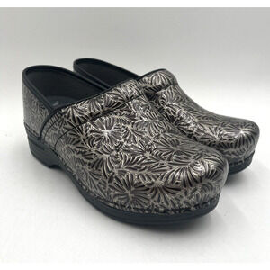 NEW Dansko PRO XP ORNATE PATENT Women's Clog Silver EU Size 38 (US Size 7.5) NIB